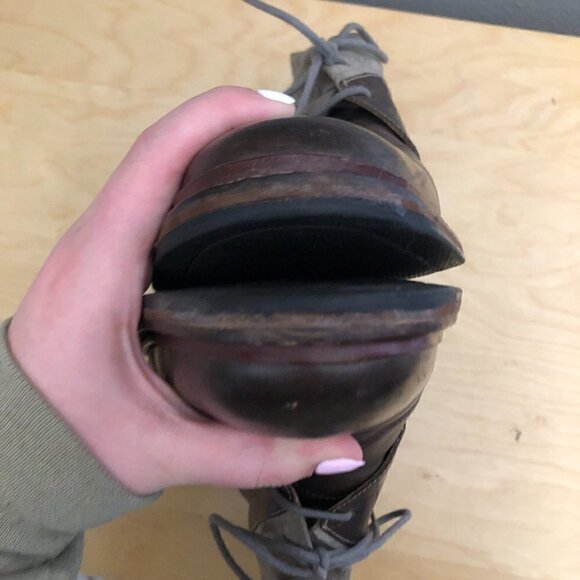 COLE HAAN Williams Leather Chukka Boots - Picture 9 of 10